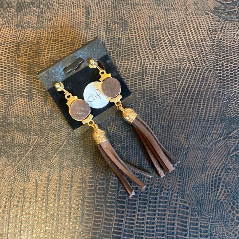 Brown clip Ons
